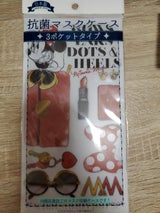 ディズニーマスクケース ミニーの持ち物