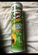 プリングルズ サワークリーム&オニオン増量132g