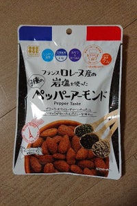 川越屋 ロレーヌ岩塩ペッパーアーモンド 60gの商品写真
