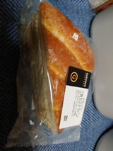 グルマンマルセ 三角カステラパンメロンクリーム1個