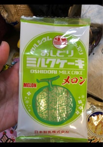 日本製乳　おしどりミルクＣメロン　７本のレビュー画像