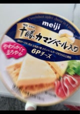 明治 十勝カマンベール入り 6Pチーズ 100g