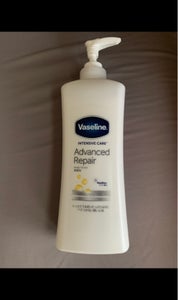 ヴァセリン ARボディL無香性 400mlの商品写真