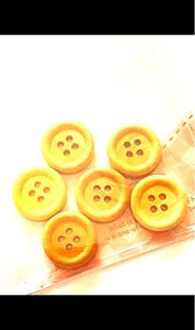 シナップス・ジャパン　ハンドメイド　ウッドボタンの商品写真