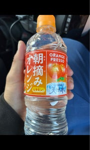 朝摘みオレンジ＆サントリー天然水（冷凍兼用）ペットボトルの商品写真
