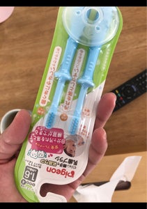 ピジョン 乳歯ブラシ レッスン段階4 ブルー 2本の商品写真