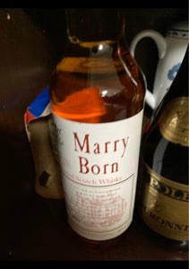 マリーボーン　瓶　７００ｍｌの商品写真