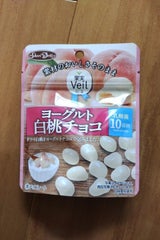 正栄デリシィ 果実Vヨーグルト白桃チョコ 35g