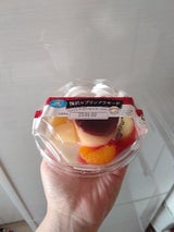 カンパーニュ 贅沢なプリンアラモード