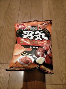 山芳製菓　ポテトチップス男気ラー油マヨビーフ８７ｇの商品写真
