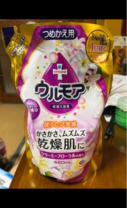 保湿入浴液ウルモアクリーミーフローラル替４８０ｍｌの商品写真