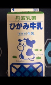 兵庫丹但　ひかみ牛乳　１０００ｍｌの商品写真