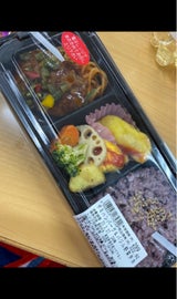 サンブランチ デミハンバーグ&バジル野菜弁当