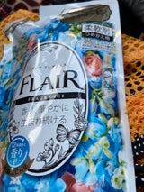 フレアフレグランスフラワー&ハーモニー替400ml