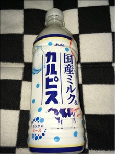 カルピス　国産ミルク＆カルピス　ＰＥＴ　５００ｍｌの商品写真