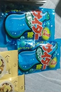幸栄堂製菓　駄菓子屋さんのサイダー飴　１００ｇのレビュー画像
