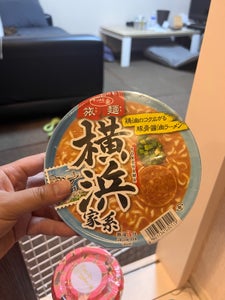 サッポロ一番　旅麺横浜家系豚骨醤油ラーメン　９０ｇの商品写真