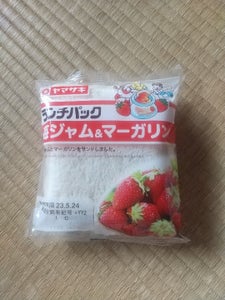 ヤマザキ　ランチパック（苺ジャム＆マーガリン）の商品写真