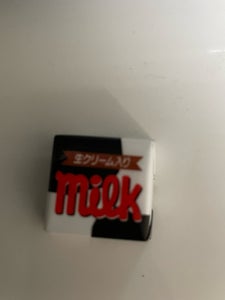 チロルチョコ チロルチョコミルク 1個の商品写真