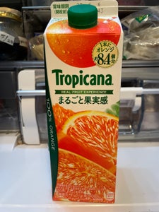 キリン　ＴＲまるごと果実感　オレンジ　９００ｍｌの商品写真