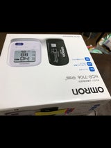 オムロンヘルスケア 上腕式血圧計