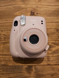 富士 チェキカメラINS MINI11 ピンクのレビュー画像