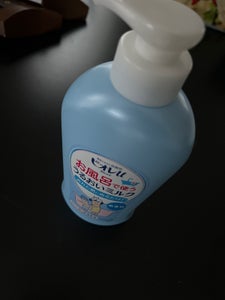 ビオレu お風呂うるおいミルク 無香料 300mlの商品写真