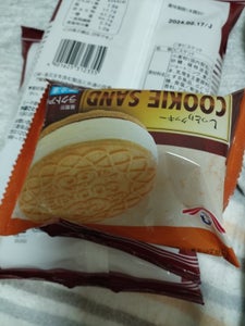 田口乳業　クッキーサンドアイス　４５ｍｌのレビュー画像