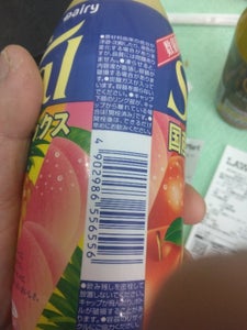 デーリィ スコール 国産果汁ミックス 500mlの商品写真