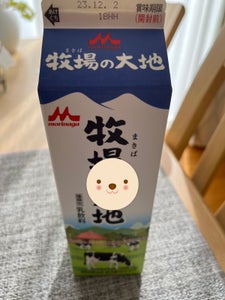 森永乳業　牧場の大地　１０００ｍｌの商品写真