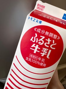 トモヱ　ふるさと３．６牛乳　パック　１０００ｍｌの商品写真