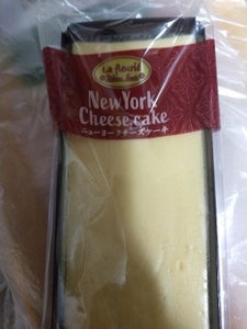 利恵産業　しっとり濃厚ニューヨークチーズケーキのレビュー画像