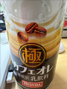 ワンダ 極特濃カフェオレ ボトル缶の商品写真