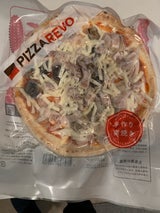PIZZAREVO 茄子とベーコンのアラビアータ