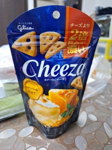 グリコ　生チーズのチーザカマンベールチーズ　４０ｇの商品写真