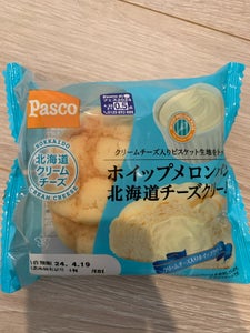パスコ　ホイップメロンパン　北海道チーズクリームの商品写真