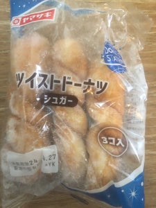 ヤマザキ　ドーナツステーション　ツイストドーナツ（シュガー）の商品写真