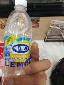 ウィルキンソン タンサン レモン ペットボトル500mlの商品写真