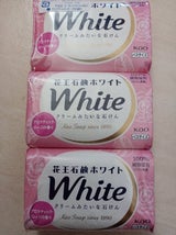 花王ホワイトアロマティックローズ バス 3コP