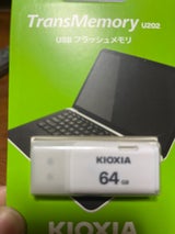 KUC-2A064GW キオクシア USBメモリ