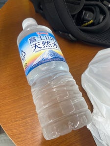 ヤマザキ 富士山の天然水 600ml