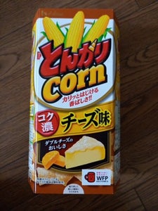 ハウス　とんがりコーンコク濃チーズ味　６８ｇの商品写真