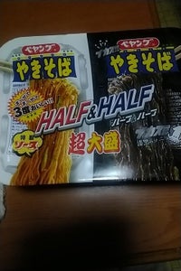 ペヤング 超大盛やきそばH&H イカスミ 234g