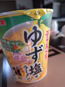 明星 チャルメラ ゆず塩味ラーメン カップ 67g