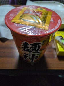 明星 麺神 肉野菜味噌 カップ 100g