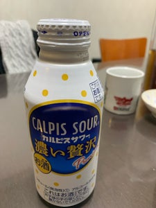 カルピスサワー 濃い贅沢 缶 400ml