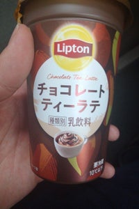 リプトン チョコレートティーラテ 240ml