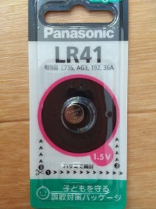 Panasonic アルカリボタン電池 LR41P