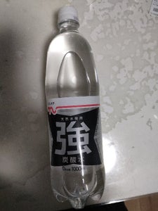 くらしモア 強炭酸水 1L