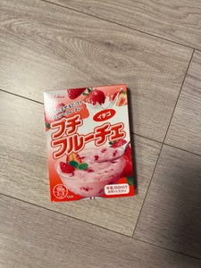 ハウス プチフルーチェ イチゴ 150g